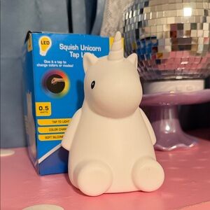 Squish Unicorn Tap Light